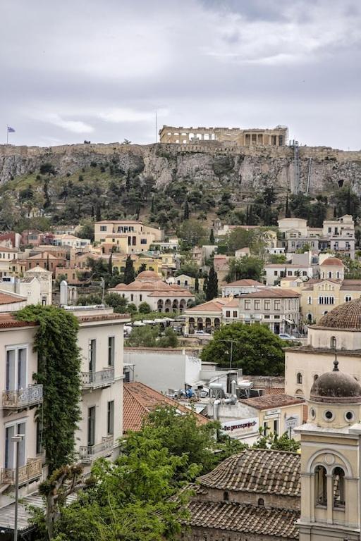 Sunny Luxury Loft,Stunning Acropolis View, Jacuzzi Apartman Athén Kültér fotó